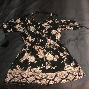 FashionNova-black rose romper